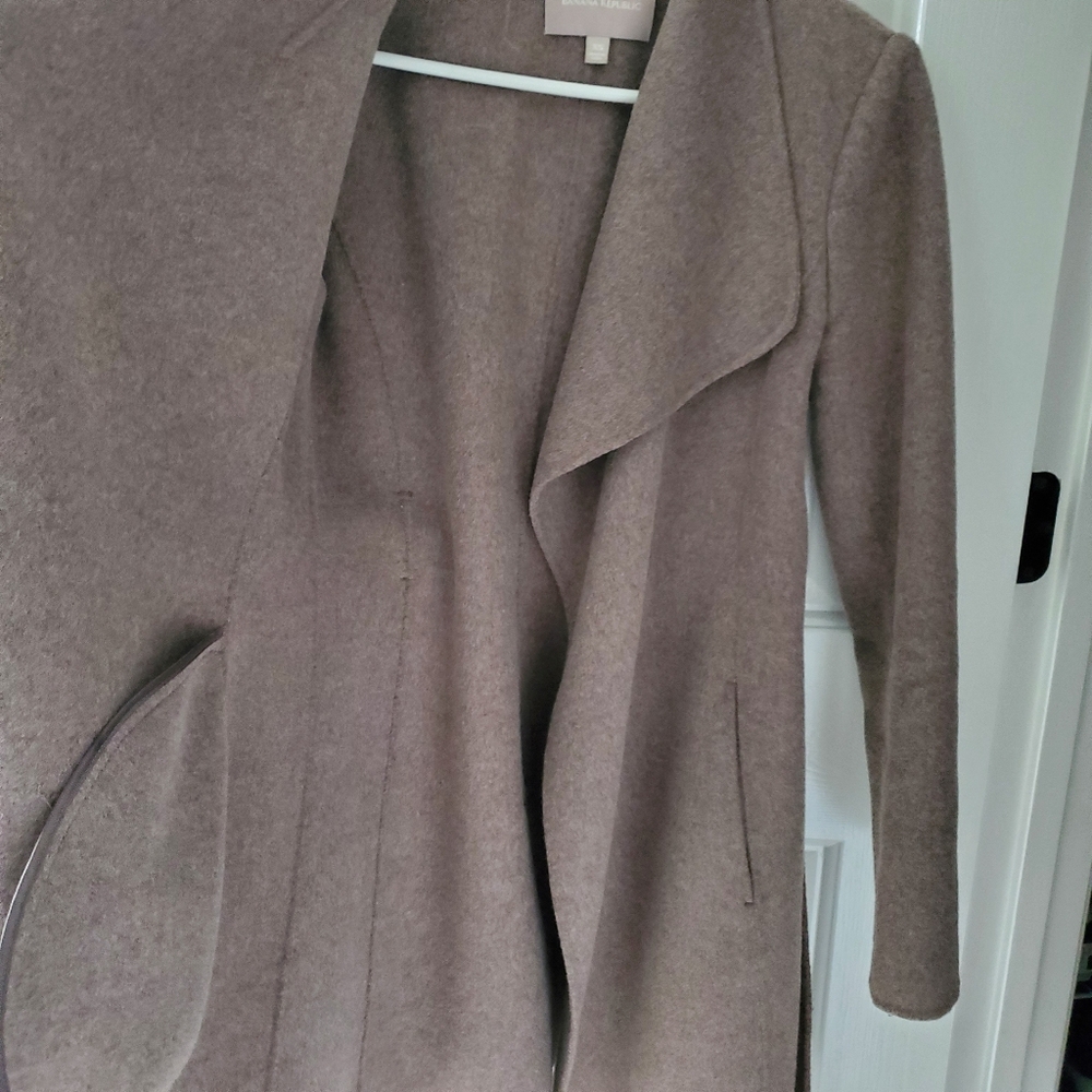 ✅ Banana Republic Double-Faced Merino Wool Wrap Coat, Taupe (XS) - Picture 5 of 14